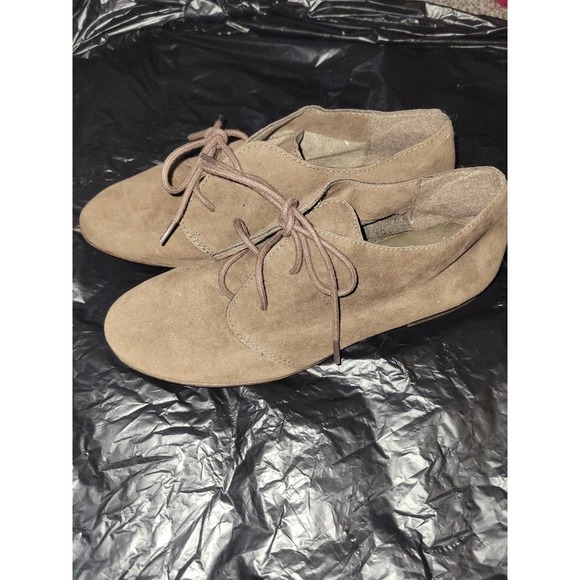 Booties size 7 - Picture 2 of 5